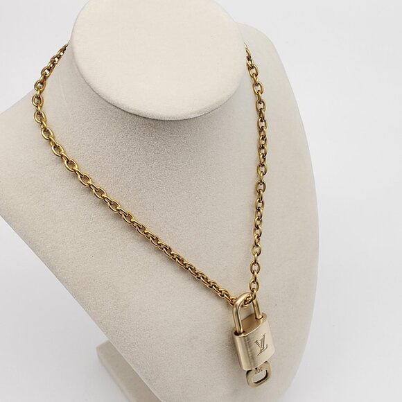 Authentic Louis Vuitton Gold Lock w/ Unbranded Stainless Steel Chain - Picture 8 of 9